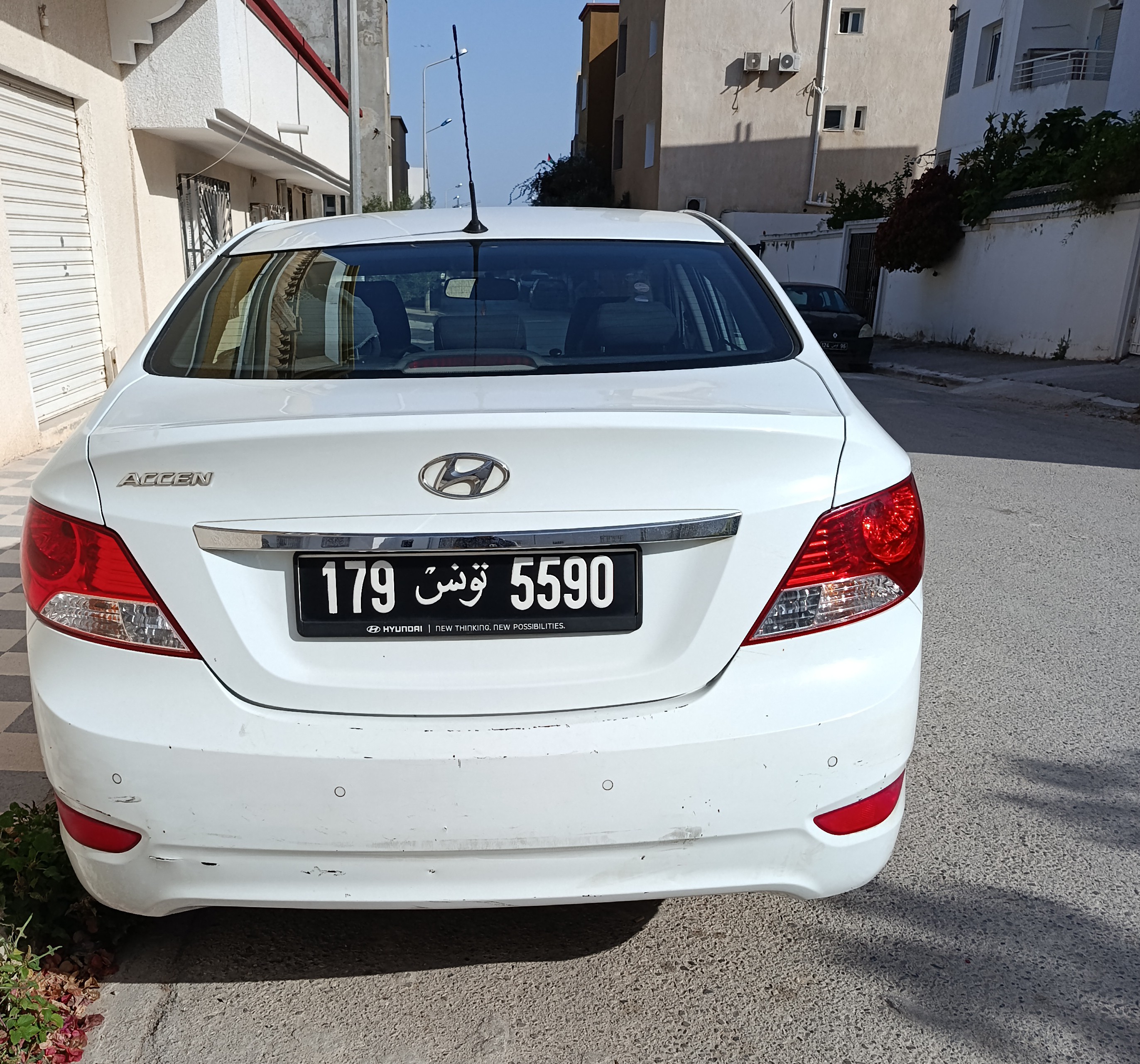Raoued&nbsp;Cite El Ghazala 1&nbsp;Hyundai&nbsp;Accent&nbsp;Hyundai accent