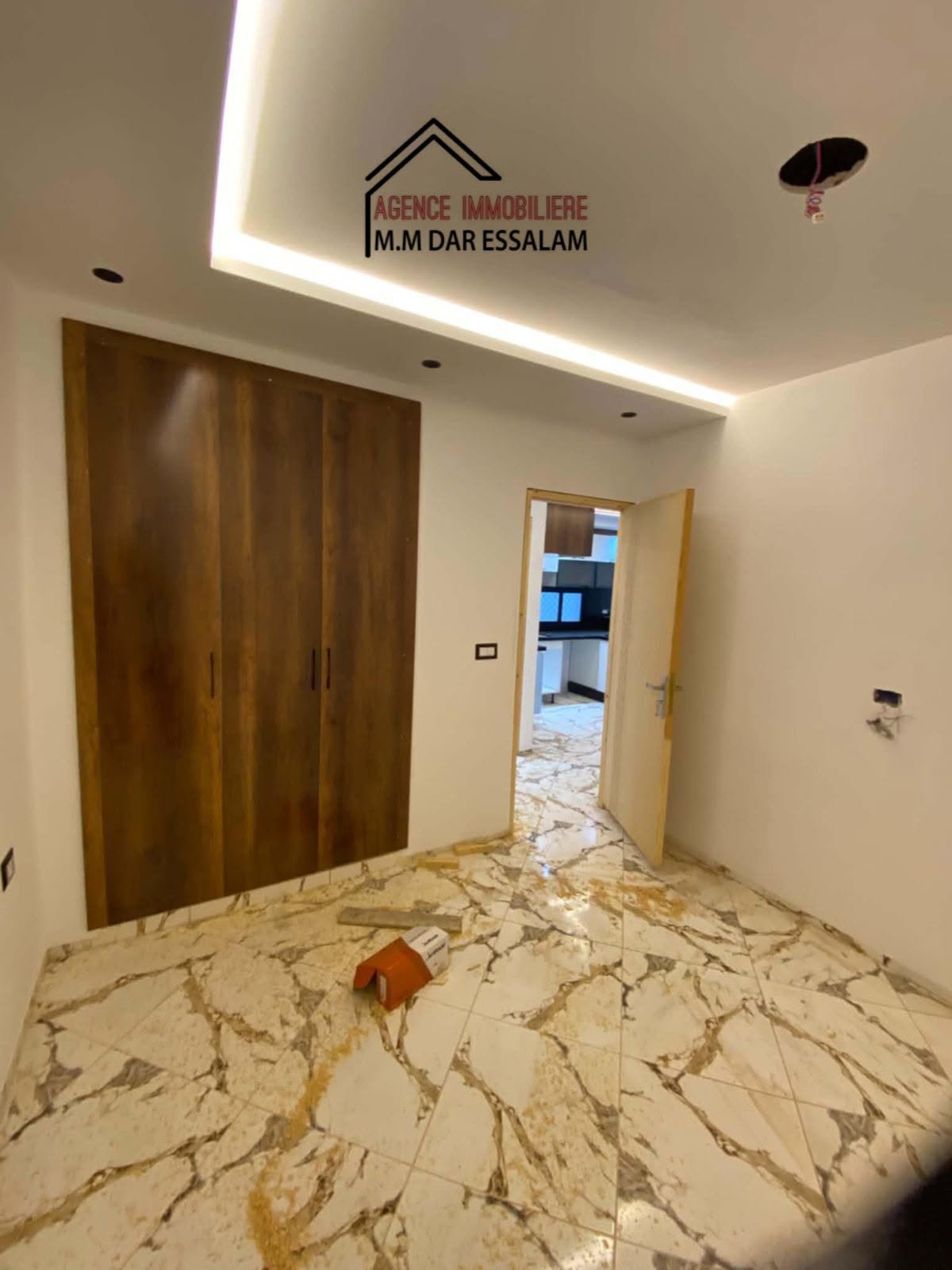 Hammam El Ghezaz&nbsp;Ezzahra&nbsp;Vente&nbsp;Appart. 2 pi�ces&nbsp;Appartement haut standing pr�s de mer
