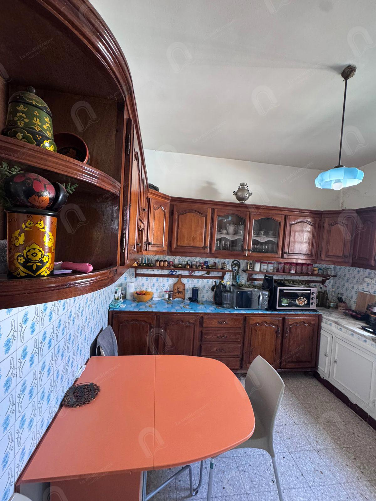 Ettahrir&nbsp;Ettahrir 1&nbsp;Vente&nbsp;Appart. 5 pi�ces+&nbsp;Une villa 2s6 � cit� ettahrir
