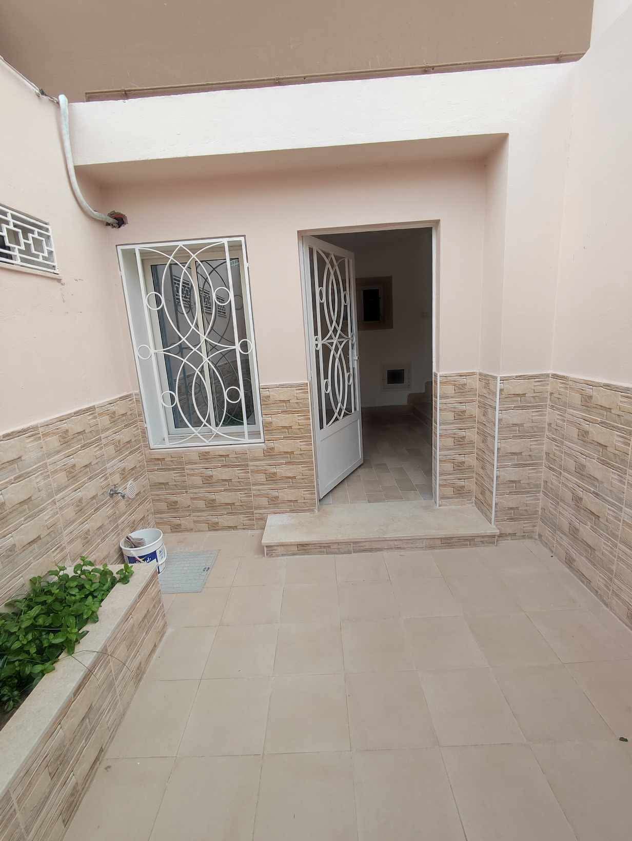Mannouba&nbsp;La Mannouba&nbsp;Location&nbsp;Appart. 1 pi�ce&nbsp;S0 rez de chauss�e