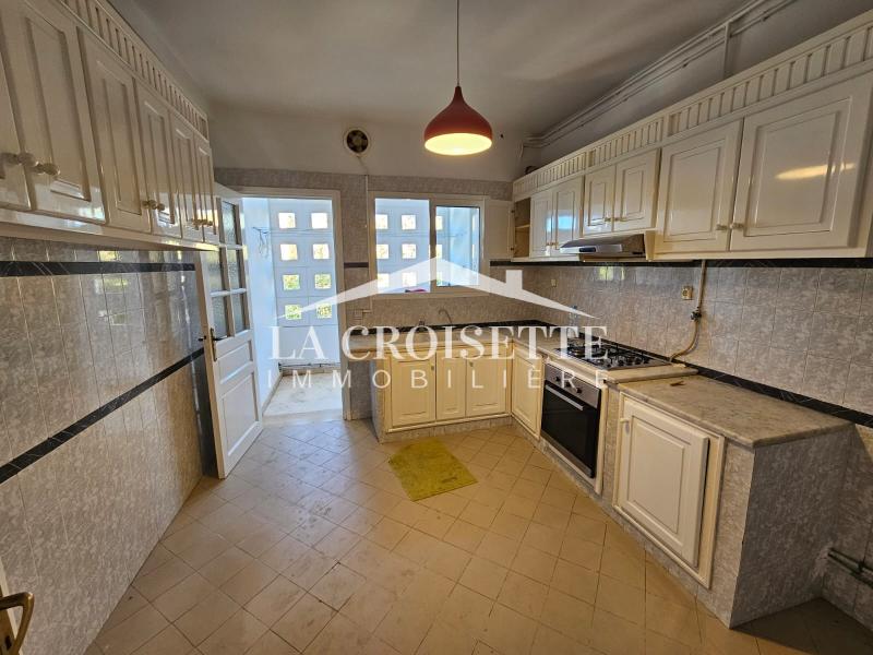 La Marsa&nbsp;Berge Du Lac&nbsp;Location&nbsp;Appart. 5 pi�ces+&nbsp;Appartement s4 aux berges du lac1 mal1774