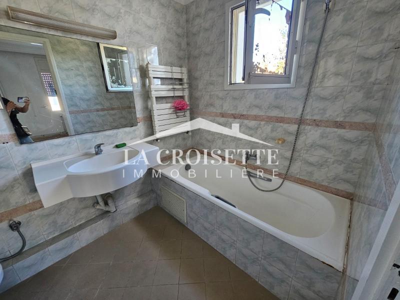 La Marsa&nbsp;Berge Du Lac&nbsp;Location&nbsp;Appart. 5 pi�ces+&nbsp;Appartement s4 aux berges du lac1 mal1774