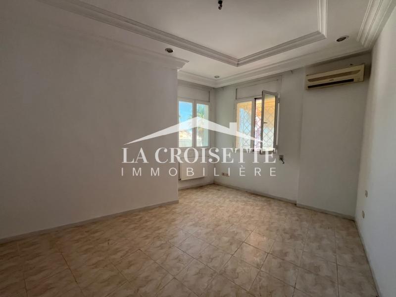 La Marsa&nbsp;Marsa Safsaf&nbsp;Location&nbsp;Appart. 4 pi�ces&nbsp;Appartement s2 vue sur mer � la marsa mal2279