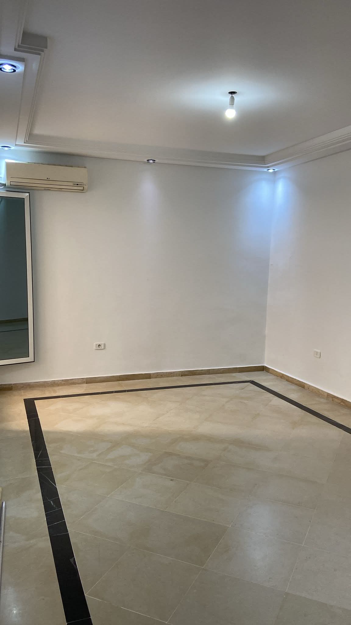La Marsa&nbsp;Sidi Daoud&nbsp;Location&nbsp;Appart. 2 pi�ces&nbsp;S plus 2 avec terasse au rdc