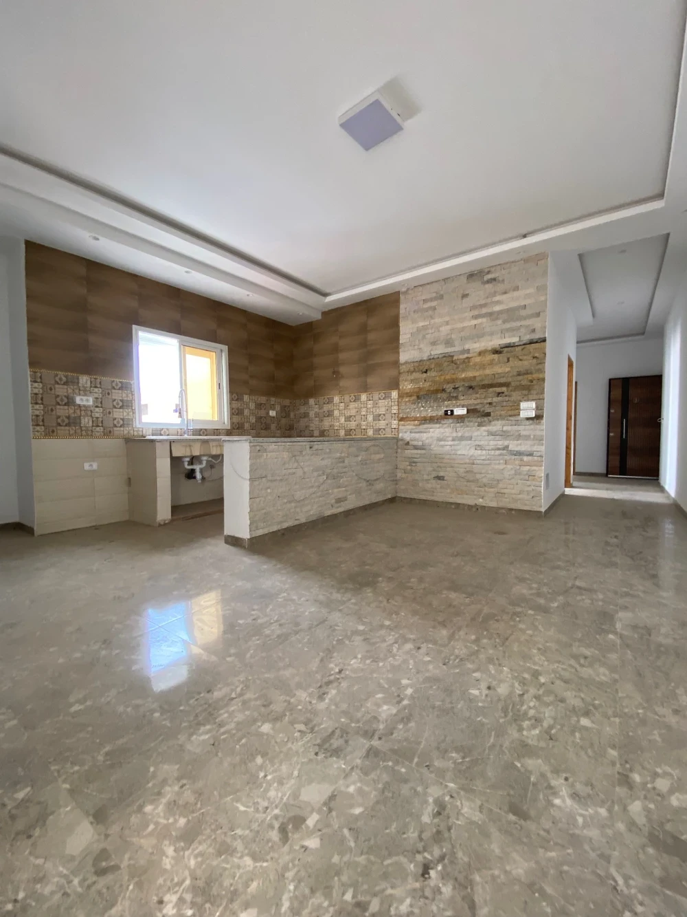 La Marsa&nbsp;Cite Bhar Lazreg&nbsp;Location&nbsp;Appart. 2 pi�ces&nbsp;S plus 2 bon standing