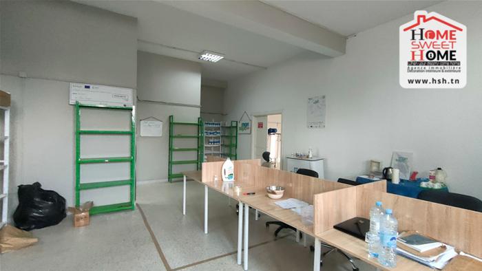 Ben Arous&nbsp;Ben Arous&nbsp;Bureaux & Commerces&nbsp;Atelier,Garage&nbsp;D�p�t bleuet  � ben arous