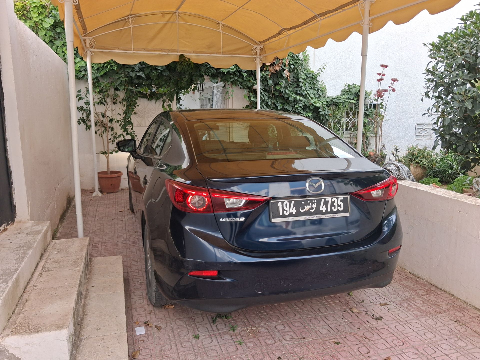 Nouvelle Medina&nbsp;El Yasminette&nbsp;Mazda&nbsp;3&nbsp;Mazda 3 berline sedan essence premi�re main
