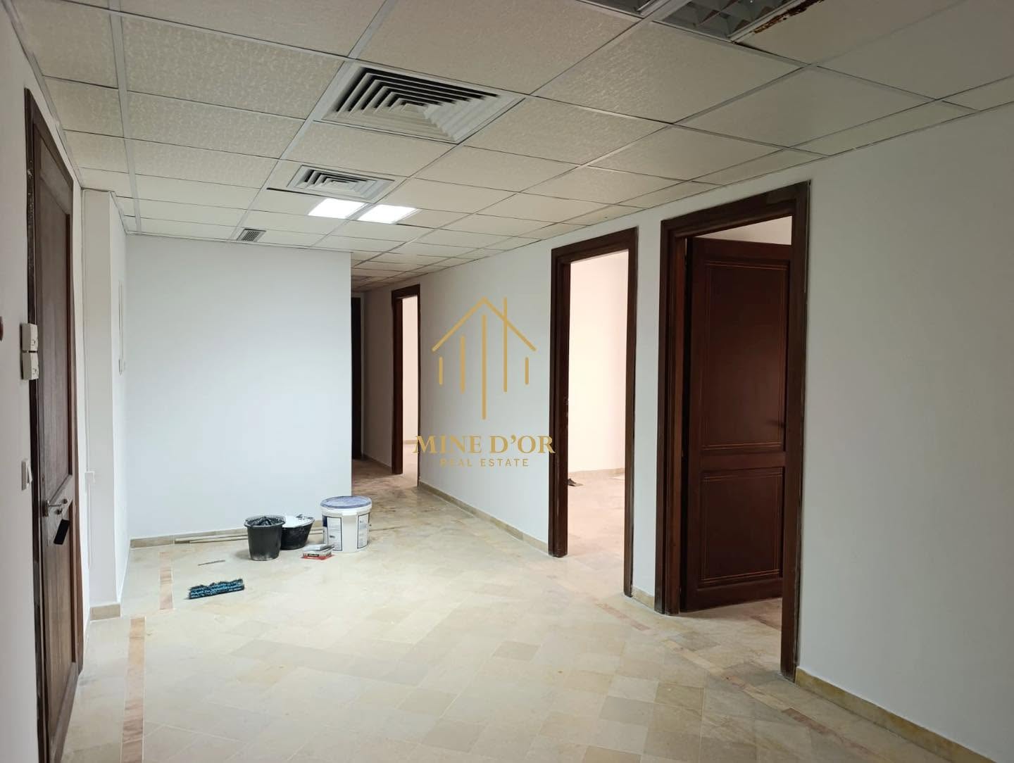 Ariana Ville&nbsp;Borj El Baccouche&nbsp;Bureaux & Commerces&nbsp;Bureau&nbsp;Bureau en 4espaces a borj baccouche ariana