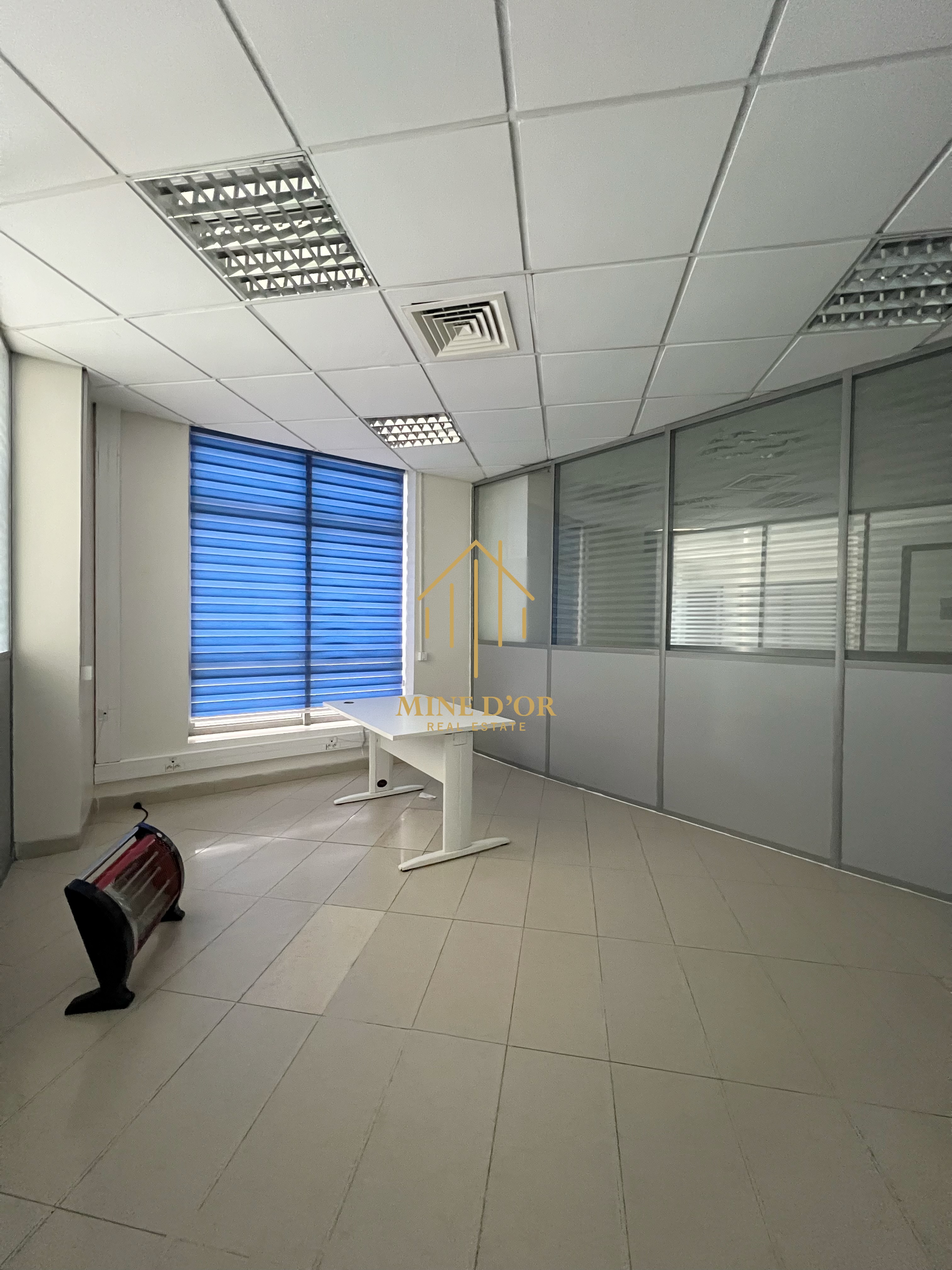 Bab Bhar&nbsp;Montplaisir&nbsp;Bureaux & Commerces&nbsp;Bureau&nbsp;Bureau cloisonn� en 6 espaces au rez de chauss�e