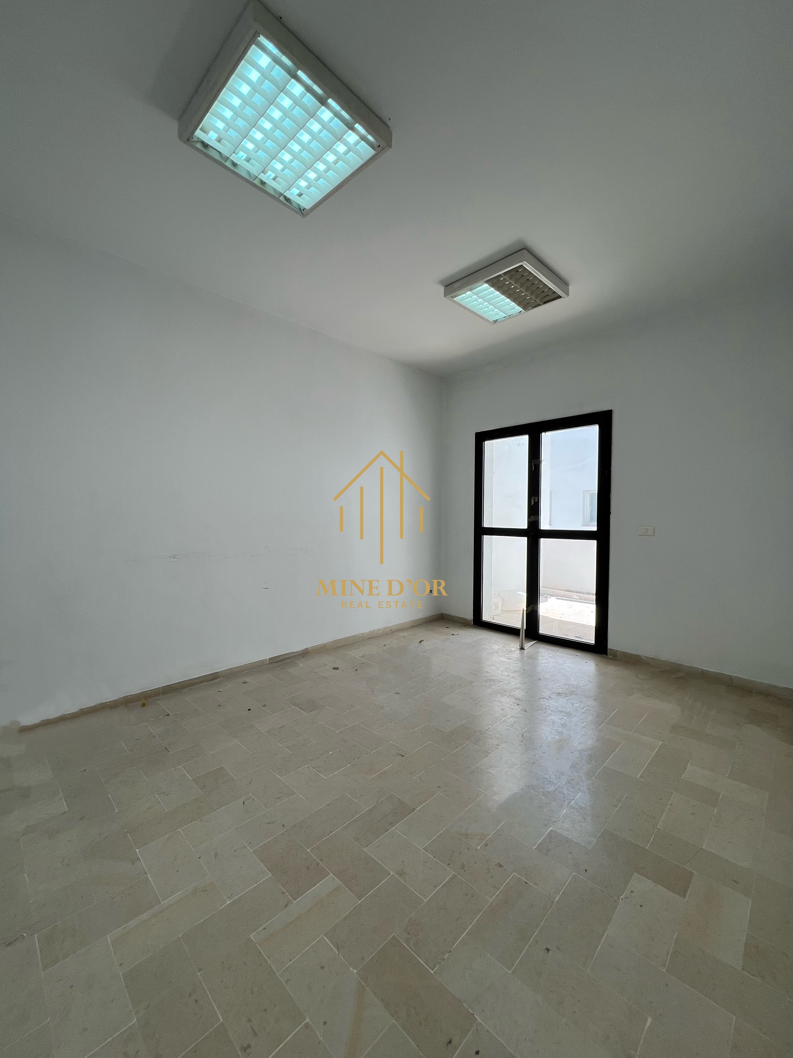 Bab Bhar&nbsp;Montplaisir&nbsp;Bureaux & Commerces&nbsp;Bureau&nbsp;Bureau montplaisir