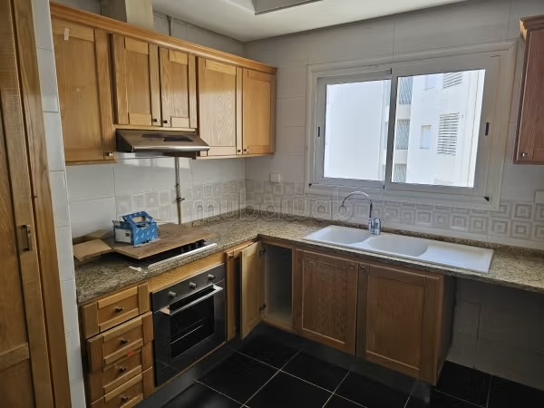 Cite El Khadra&nbsp;Zone urbaine nord&nbsp;Location&nbsp;Appart. 3 pi�ces&nbsp;Apprt s2 a usage bureautique au centre urbain nord