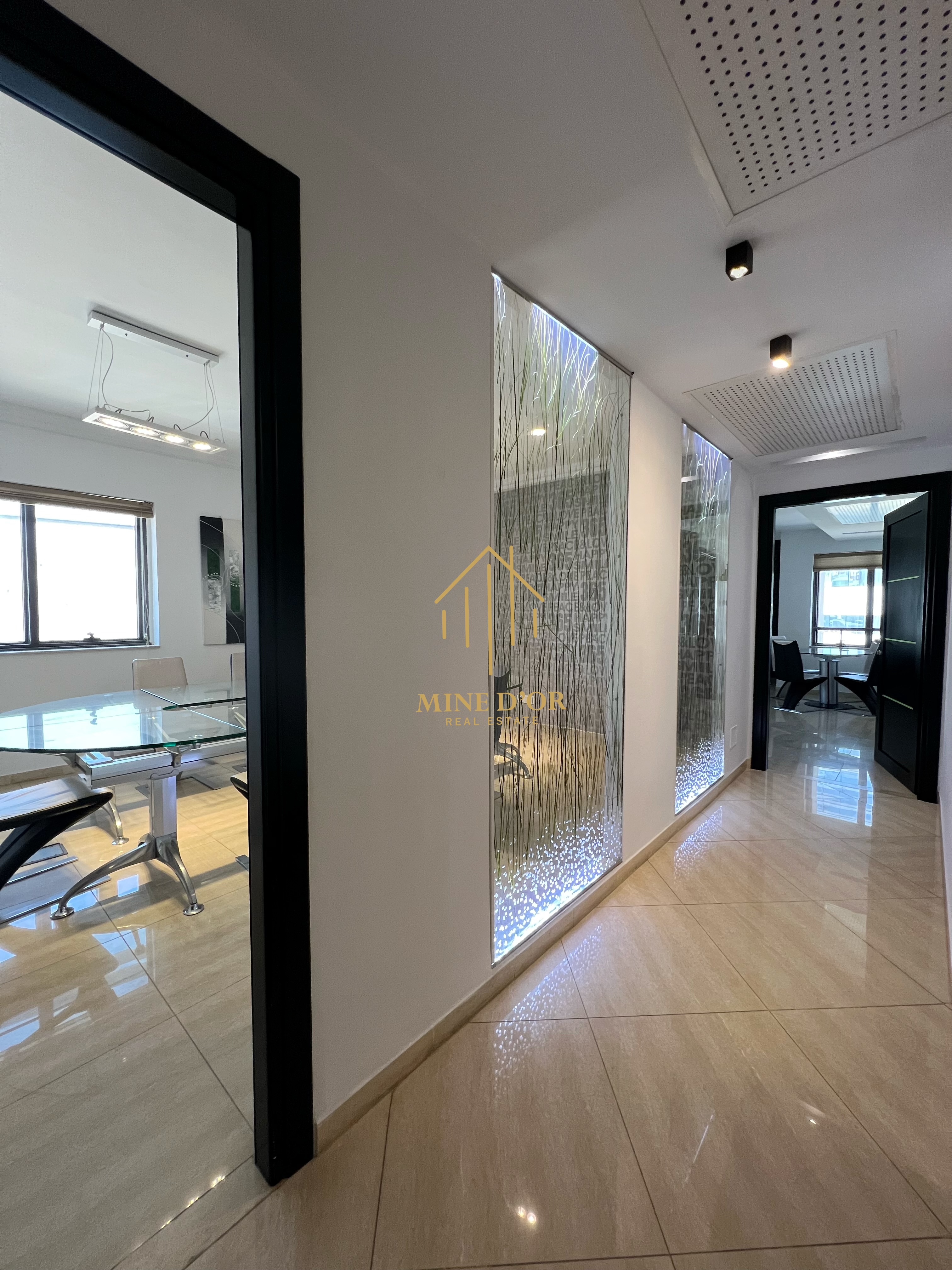 Cite El Khadra&nbsp;Zone urbaine nord&nbsp;Bureaux & Commerces&nbsp;Bureau&nbsp;Bureau 250m2 meubl� hts au centre urbain nord