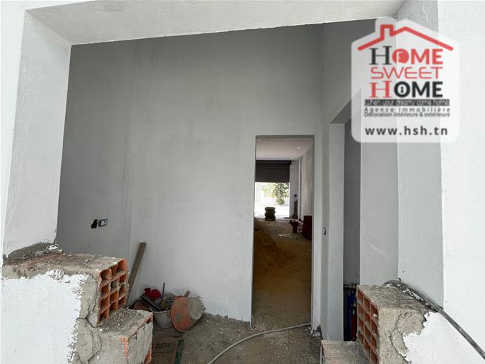 La Soukra&nbsp;La Soukra&nbsp;Location&nbsp;Autre&nbsp;Local sicil  � la soukra