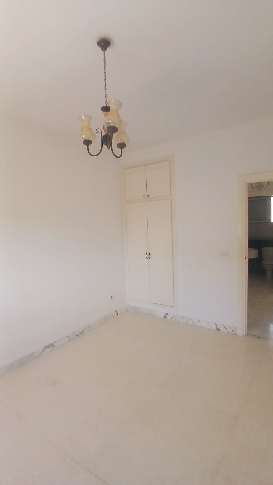 La Soukra&nbsp;La Soukra&nbsp;Location&nbsp;Appart. 4 pi�ces&nbsp;Apprt s3 � la soukra pr�s kiosque shel