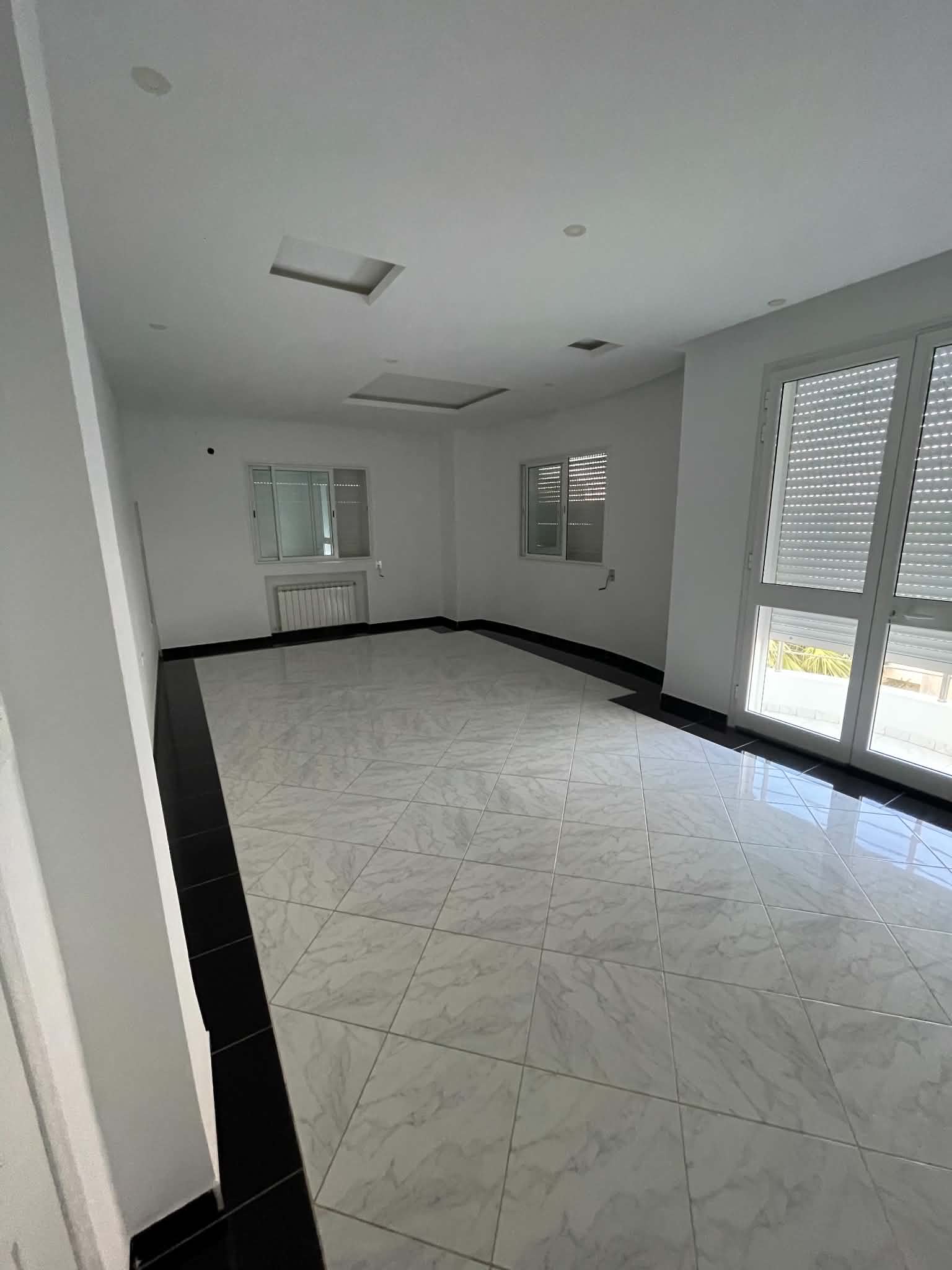 Bou Mhel El Bassatine&nbsp;Bou Mhel&nbsp;Location&nbsp;Appart. 2 pi�ces&nbsp;Etage de villa s2