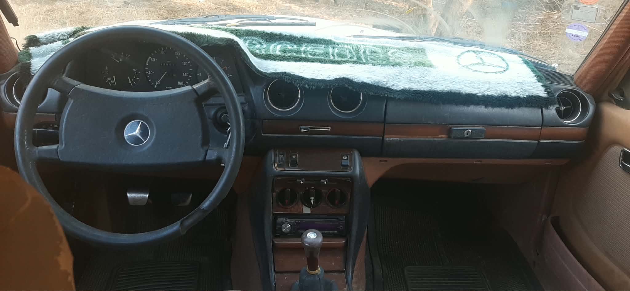 Mercedes&nbsp;240