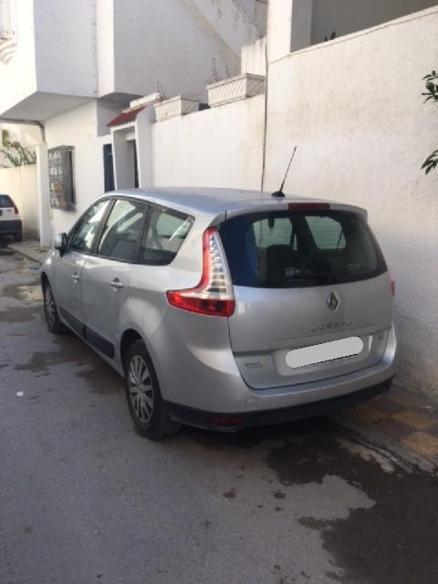 Cite El Khadra&nbsp;Cite El Khadra&nbsp;Renault&nbsp;Grand Scenic&nbsp;Renault grand sc�nic