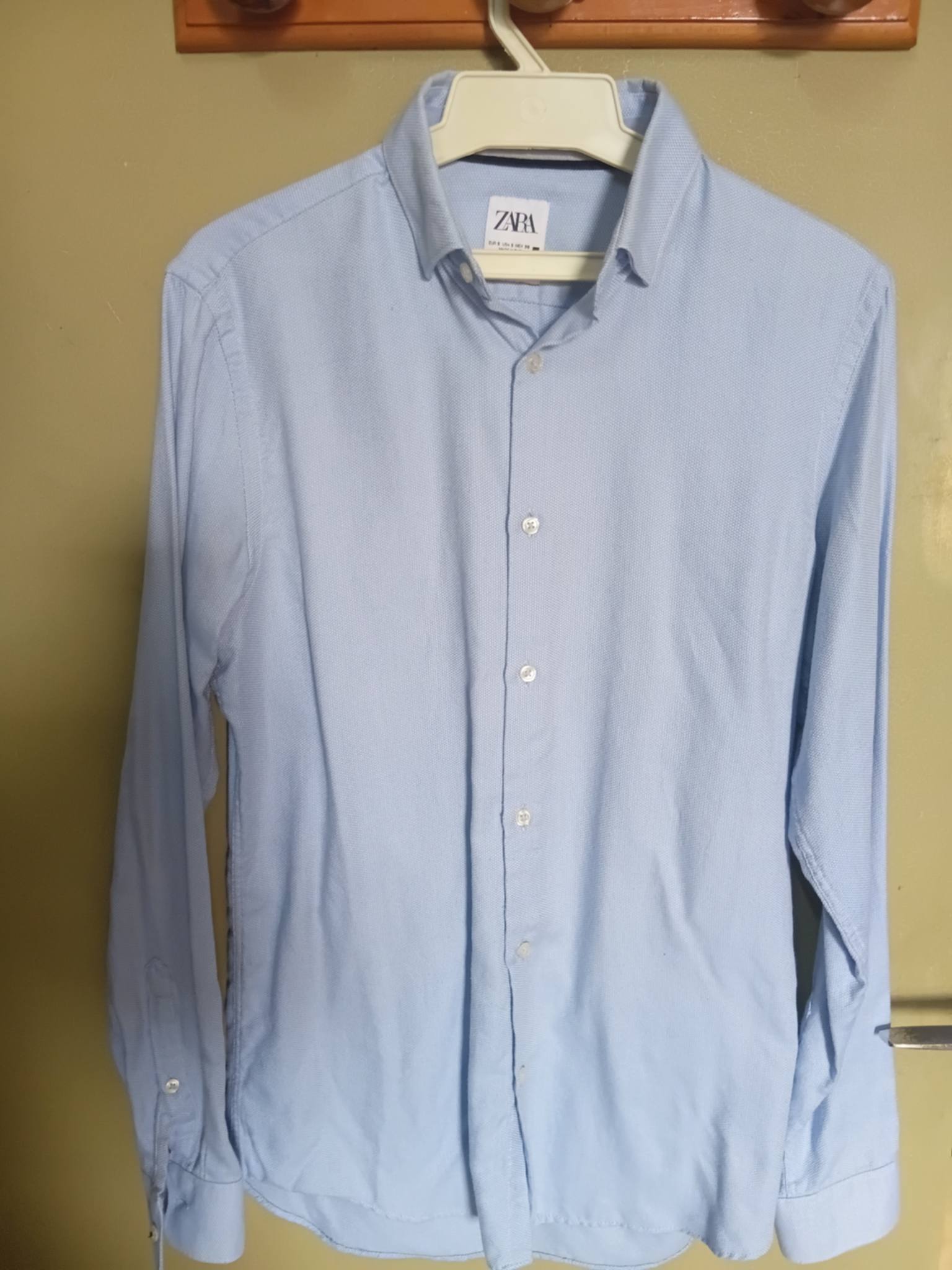 Sfax Ville&nbsp;Sfax&nbsp;Hommes&nbsp;Autre&nbsp;Chemise zara made in turkey
