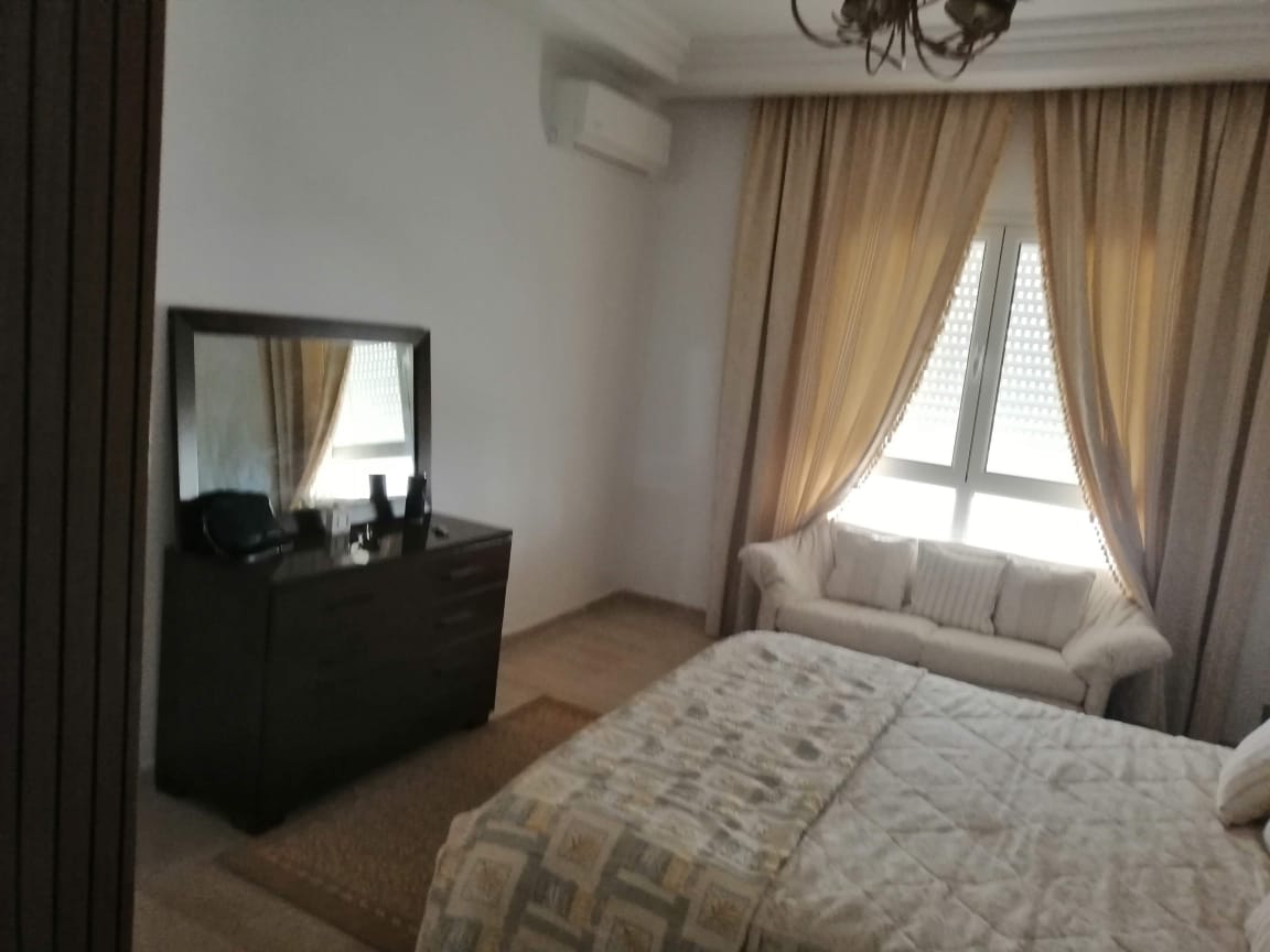La Soukra&nbsp;La Soukra&nbsp;Location&nbsp;Appart. 4 pi�ces&nbsp;S plus 3 meubl� a la soukra wb2999
