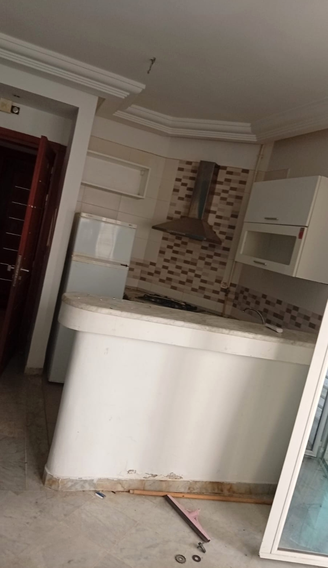 Ariana Ville&nbsp;Cite Ennasr 2&nbsp;Location&nbsp;Appart. 2 pi�ces&nbsp;S1 sur l'avenue principale