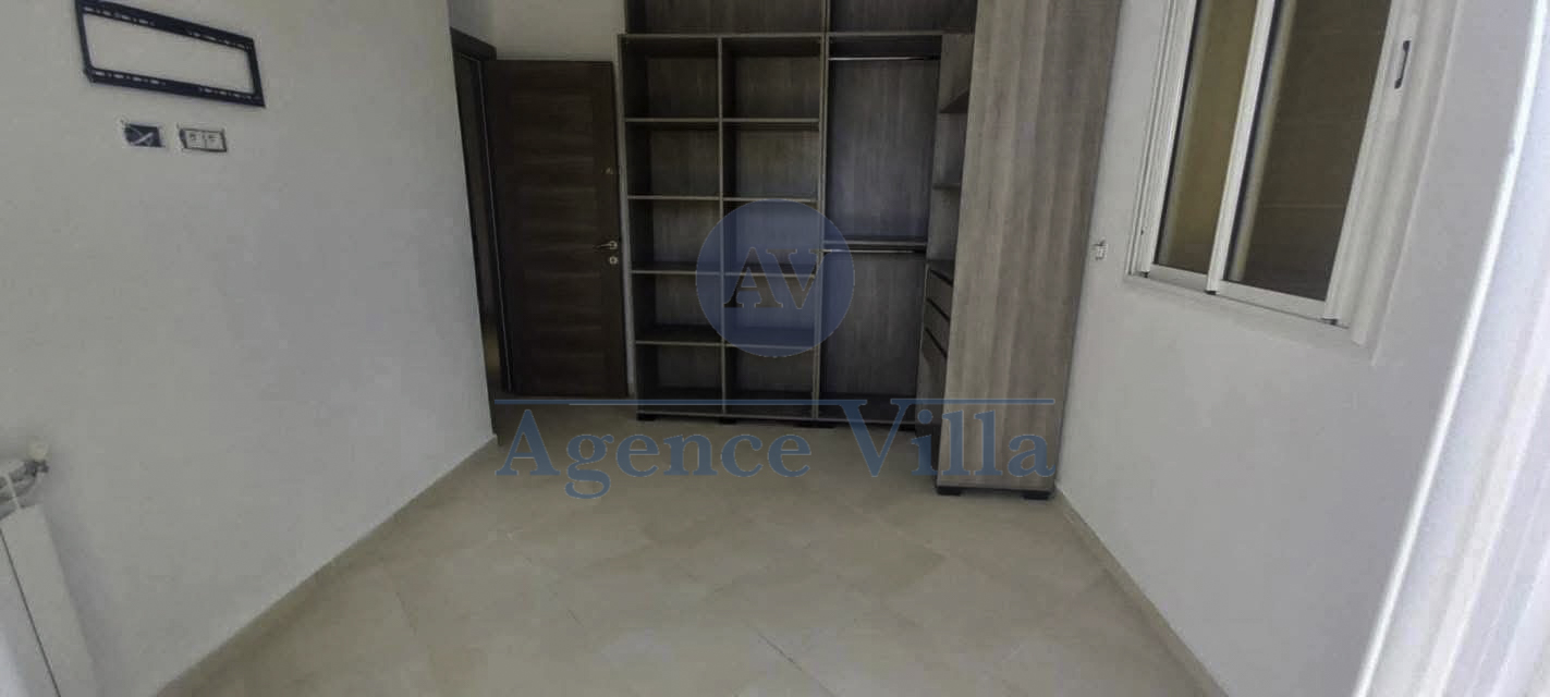 La Marsa&nbsp;Cite Du Stade&nbsp;Location&nbsp;Duplex&nbsp;Un duplex s4 avec terrasse et piscine � la marsa