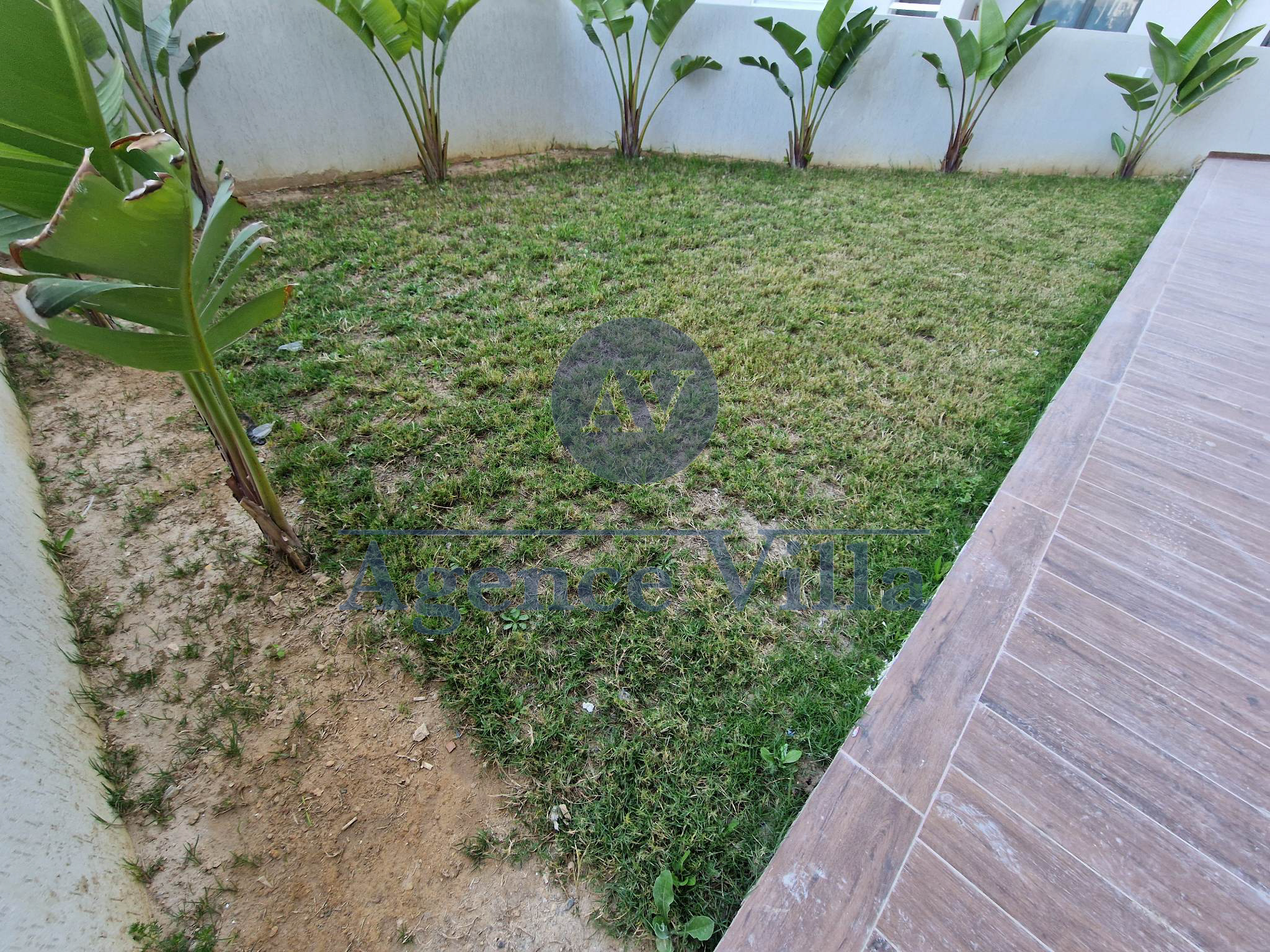 Ain Zaghouan&nbsp;Jardins de Carthage&nbsp;Location&nbsp;Duplex&nbsp;Un duplex avec jardins aux jardins de carthage