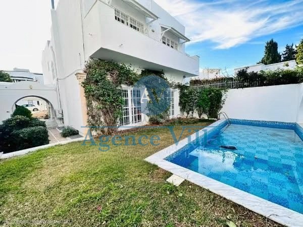 Carthage&nbsp;Amilcar&nbsp;Location&nbsp;Maisons&nbsp;Une villa avec piscine � carthage amilcar