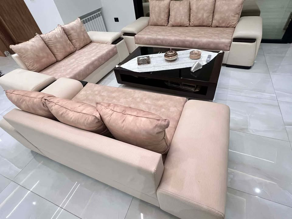Monastir&nbsp;Zone Skanes&nbsp;Salon - Salle � manger &nbsp;Salons&nbsp;Salon comme neuf