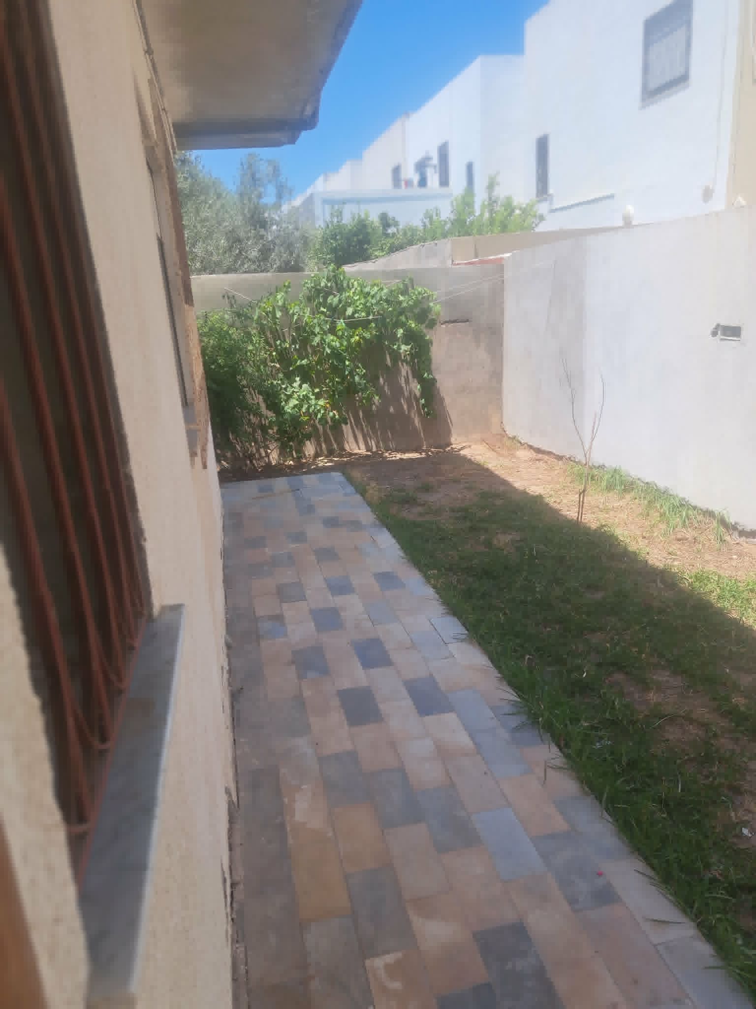 Raoued&nbsp;Cite El Ghazala 2&nbsp;Vente&nbsp;Maisons&nbsp;Villa 2 niveaux s�par�e � el ghazela