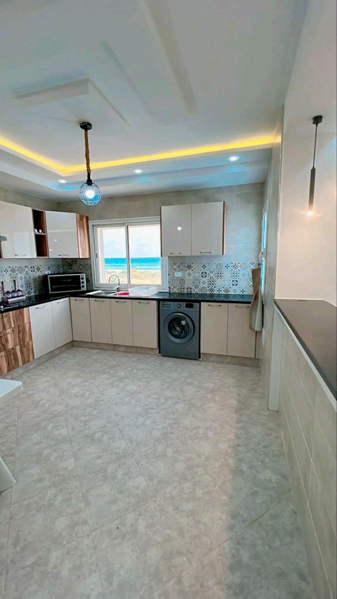 Hammam El Ghezaz&nbsp;Ezzahra&nbsp;Location vacances&nbsp;Appart. 2 pi�ces&nbsp;Appartement une magnifique vue sur la mer