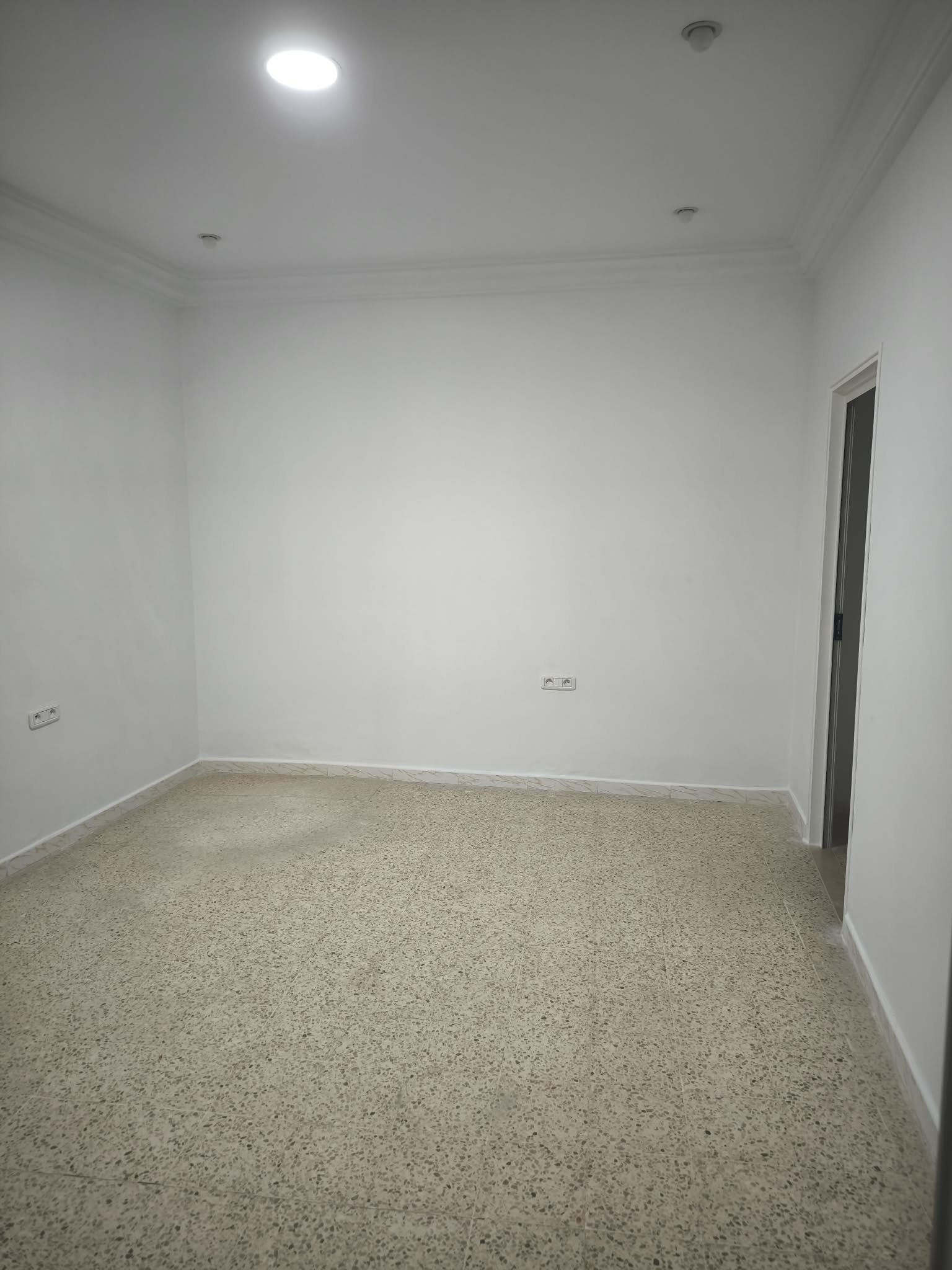 Mannouba&nbsp;Denden&nbsp;Location&nbsp;Appart. 2 pi�ces&nbsp;App s2 a centre medical el agba