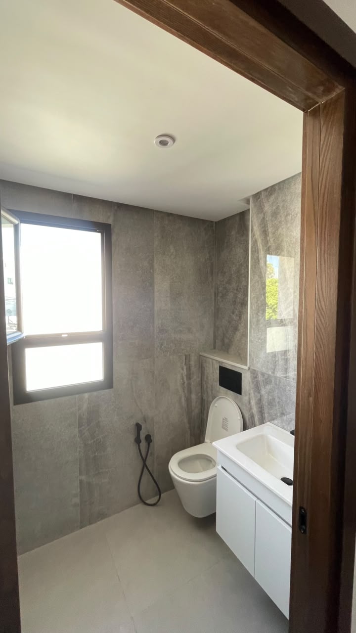 Cite El Khadra&nbsp;Cite Jardins&nbsp;Bureaux & Commerces&nbsp;Bureau&nbsp;Immeuble bureautique neuf  � alain savary