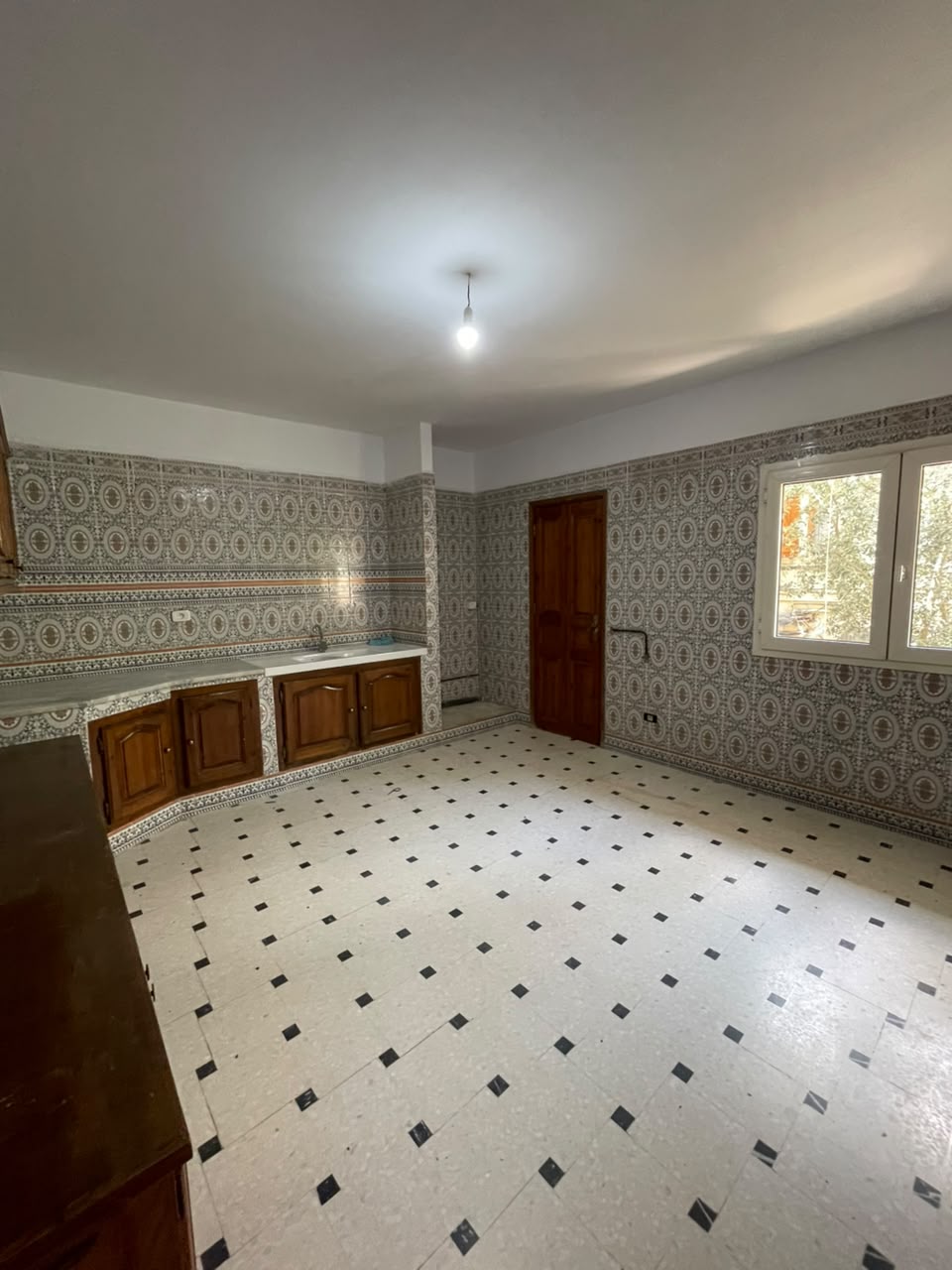 Cite El Khadra&nbsp;Cite Jardins&nbsp;Location&nbsp;Appart. 3 pi�ces&nbsp;Etage de villa � cit� jardins