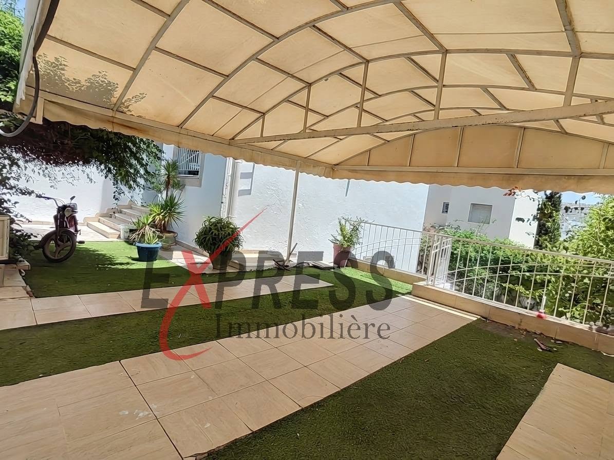 Location&nbsp;Duplex