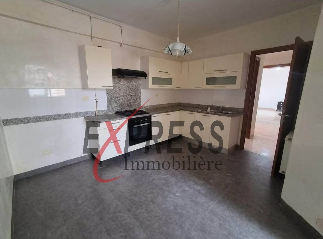 Mnihla&nbsp;Jardins d'el Menzah&nbsp;Location&nbsp;Appart. 4 pi�ces&nbsp;Un appartement s3 avec place parking