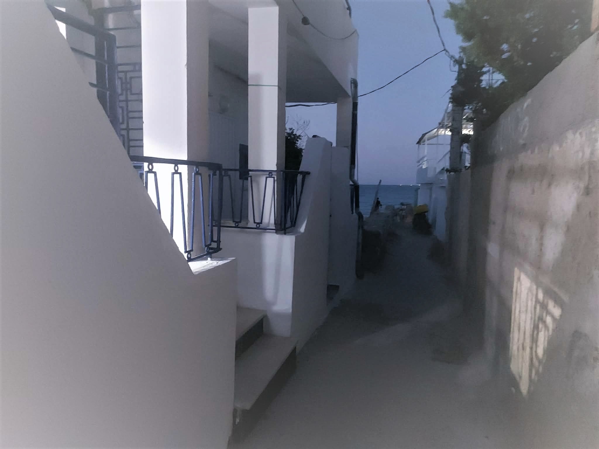 Ghar El Melh&nbsp;Ghar El Melh&nbsp;Location vacances&nbsp;Appart. 2 pi�ces&nbsp;Studios meubl�s  pieds dans l eau � sidi ali makki