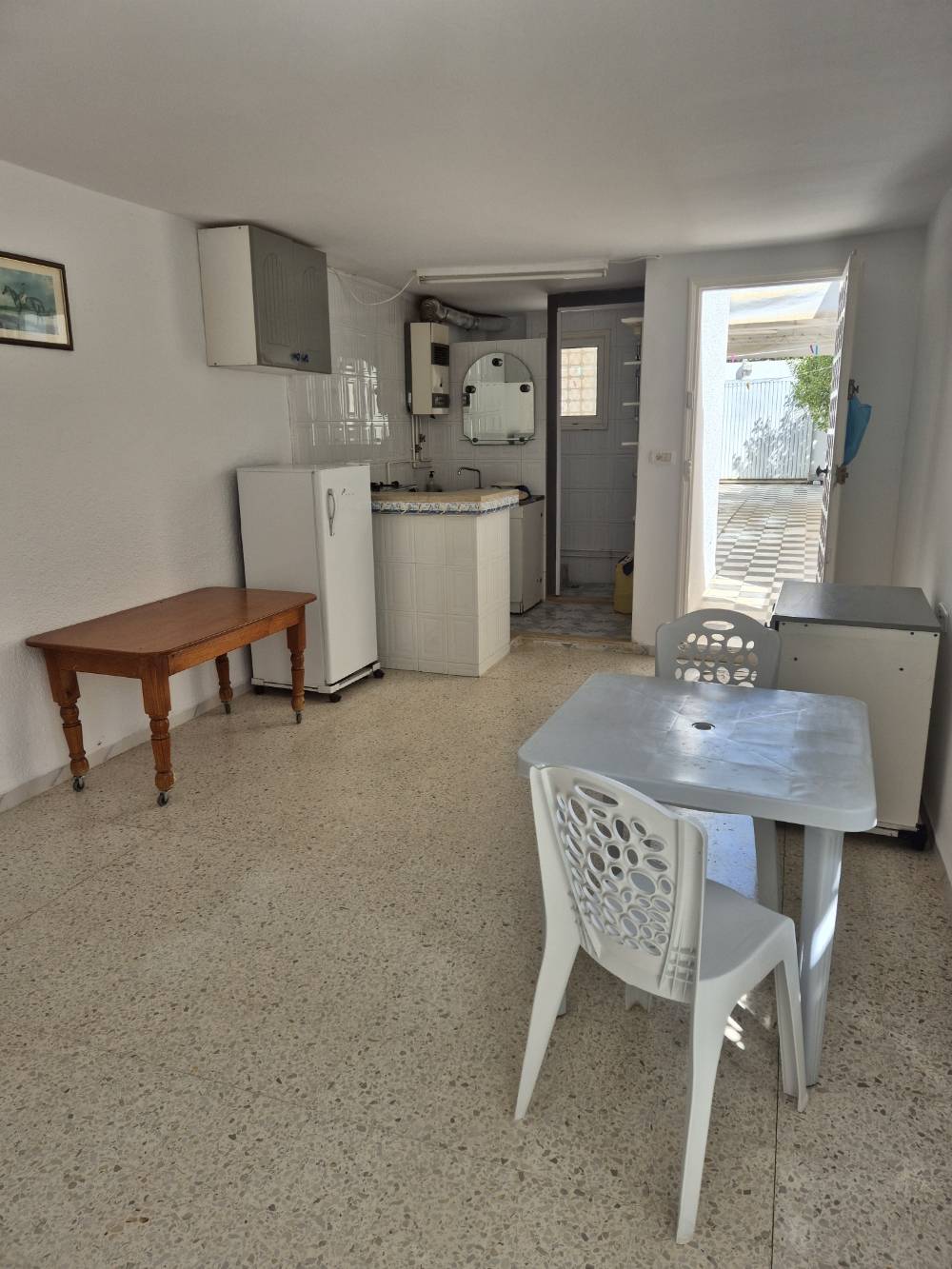 Raoued&nbsp;Cite El Ghazala 1&nbsp;Location&nbsp;Appart. 1 pi�ce&nbsp;Studio uniquement pour etudiant ou etudiante
