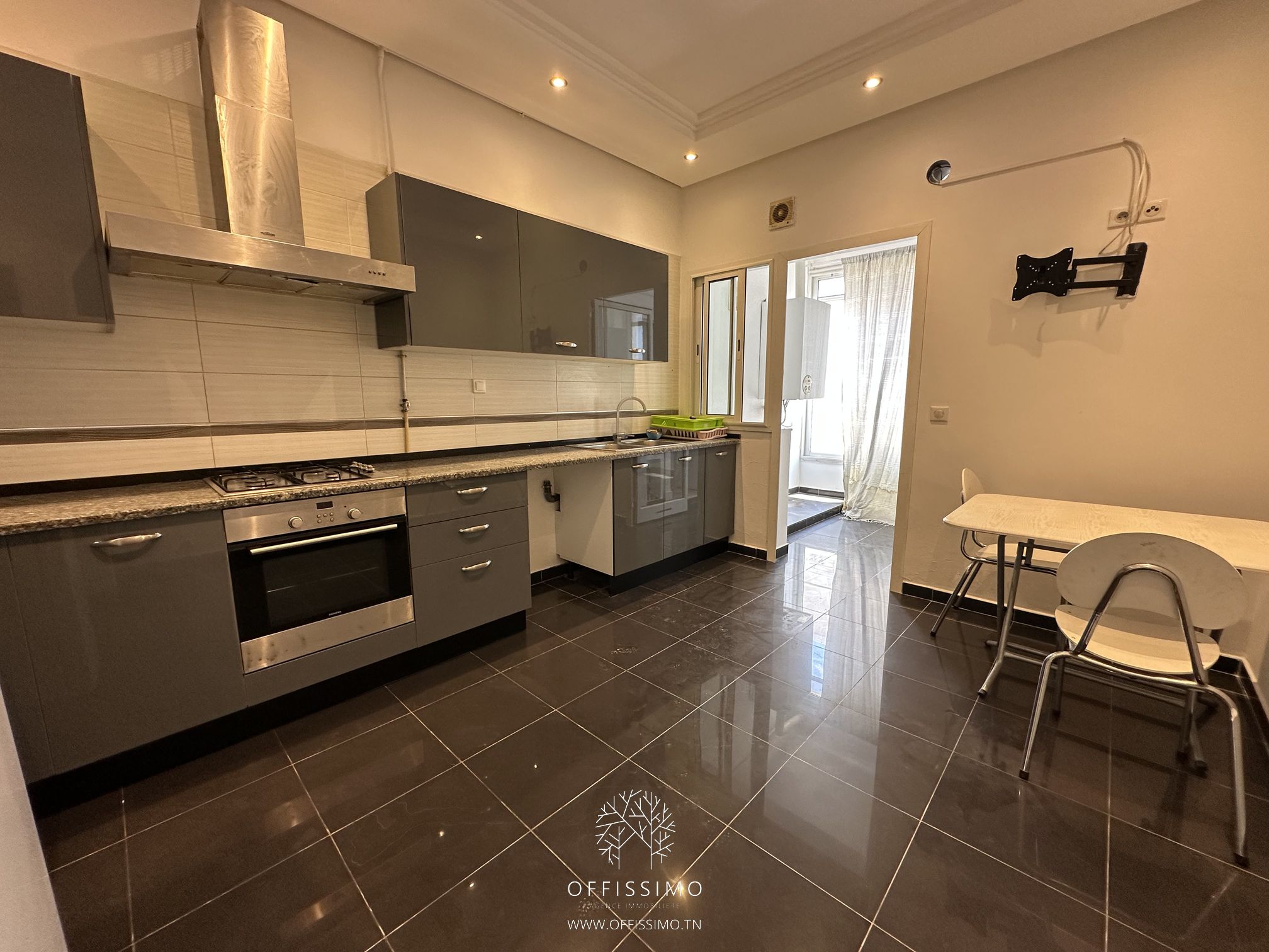 La Marsa&nbsp;Berge Du Lac&nbsp;Location&nbsp;Appart. 3 pi�ces&nbsp;S3 magnifique vue sur le lac moderne