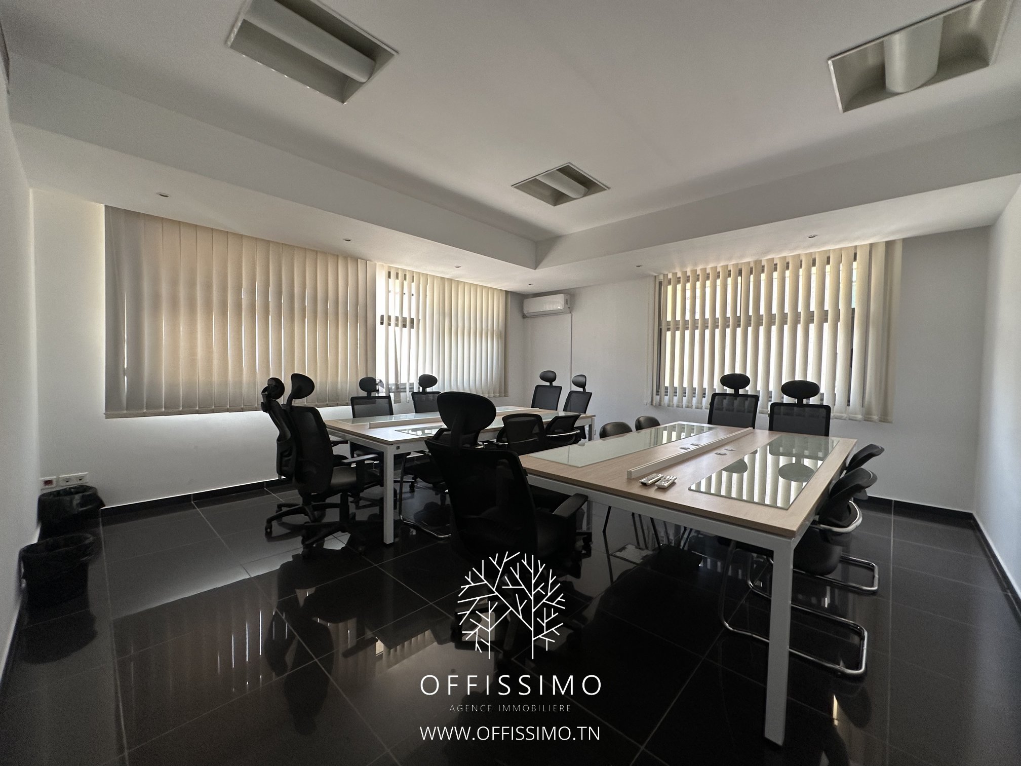 La Marsa&nbsp;Berge Du Lac&nbsp;Bureaux & Commerces&nbsp;Bureau&nbsp;Disponible bureau open space et 7 pieces