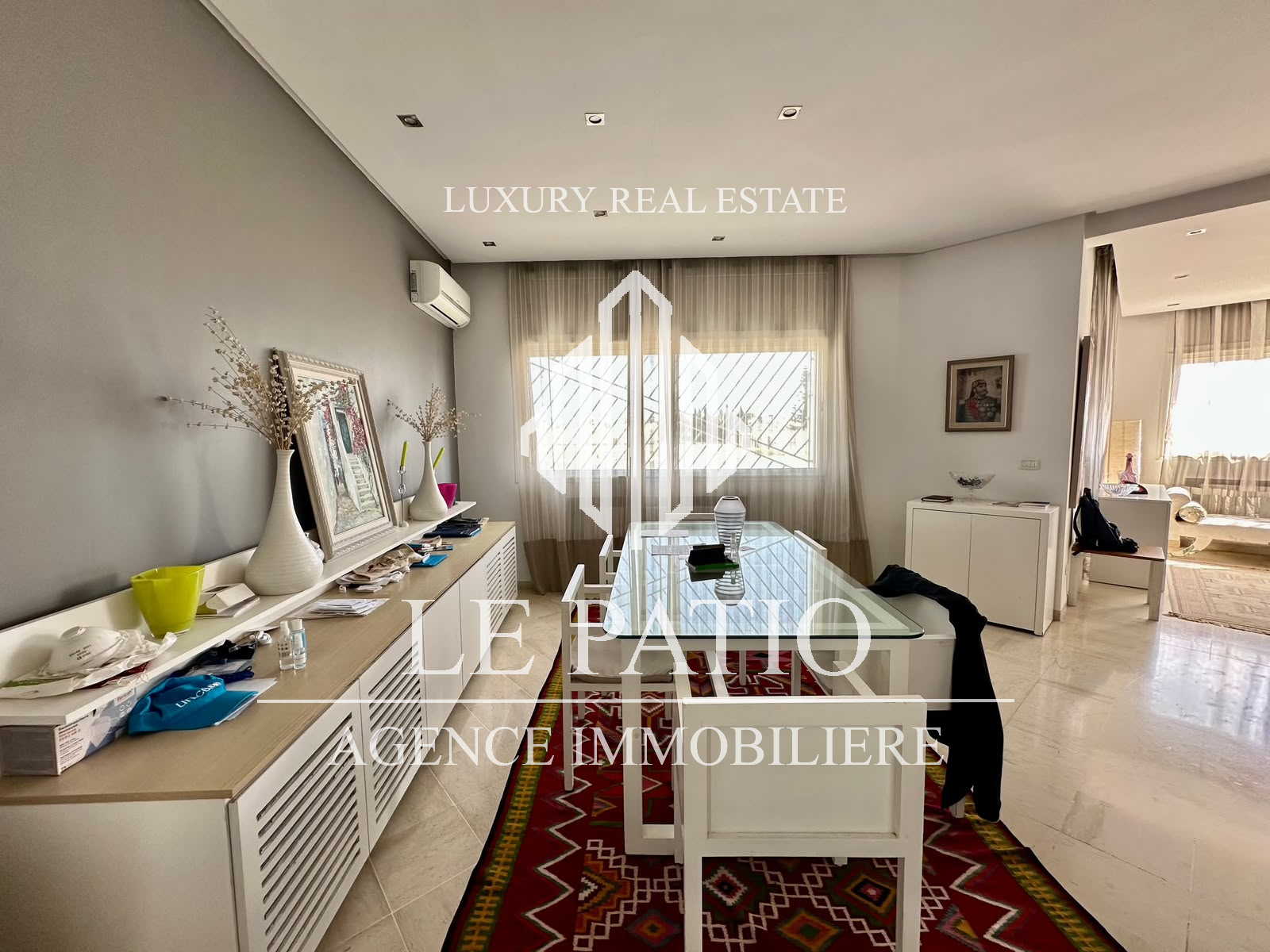 La Marsa&nbsp;Cite Du Stade&nbsp;Location&nbsp;Appart. 4 pi�ces&nbsp;Etage de villa s3 meubl� � la marsa cit� du stade