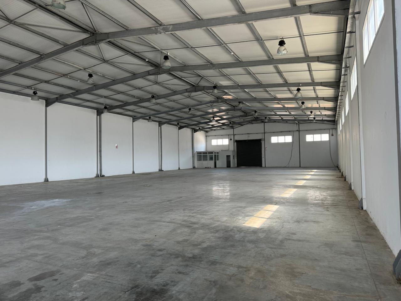 Ben Arous&nbsp;Ben Arous&nbsp;Bureaux & Commerces&nbsp;Atelier,Garage&nbsp;Depot indutriel 5000 m2� multiple usage � ben aous