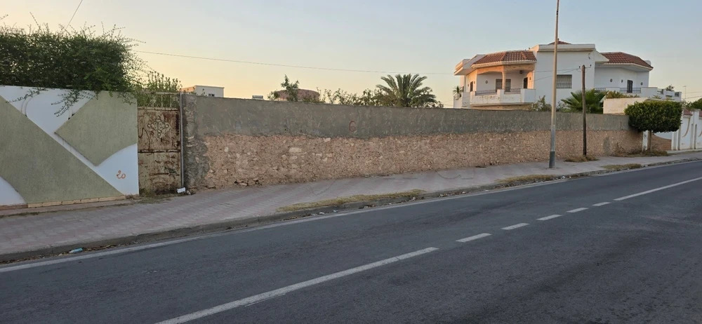 Sfax Sud&nbsp;Merkez Sahnoun&nbsp;Terrain&nbsp;Terrain nu&nbsp;Terrain � gremda km7
