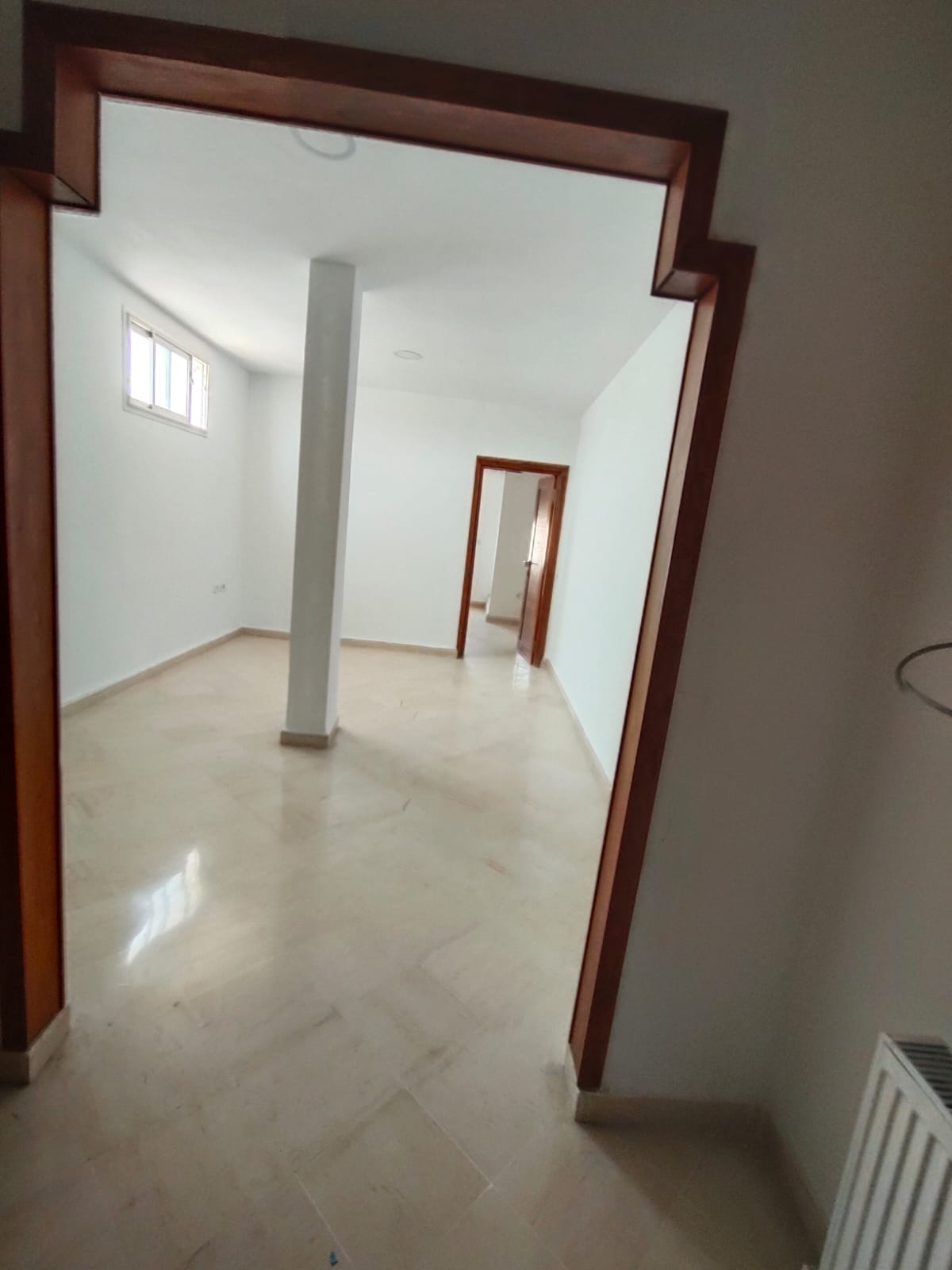 Ain Zaghouan&nbsp;Ain Zaghouan&nbsp;Bureaux & Commerces&nbsp;Bureau&nbsp;Aouina loc bureaux