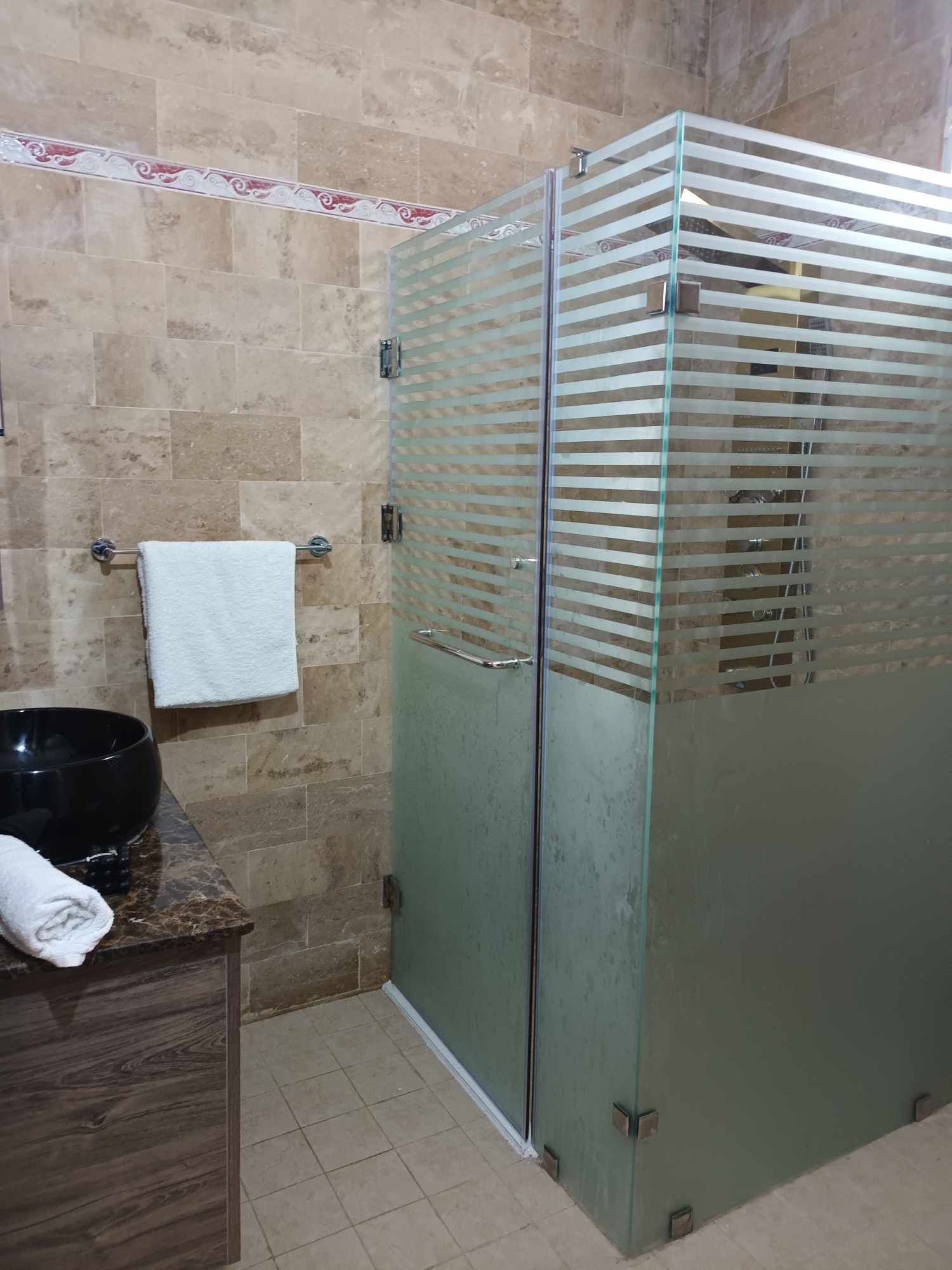 Bizerte Nord&nbsp;Bizerte&nbsp;Location&nbsp;Maisons&nbsp;Un �tage d'une villa pied dans l'eau � bizerte