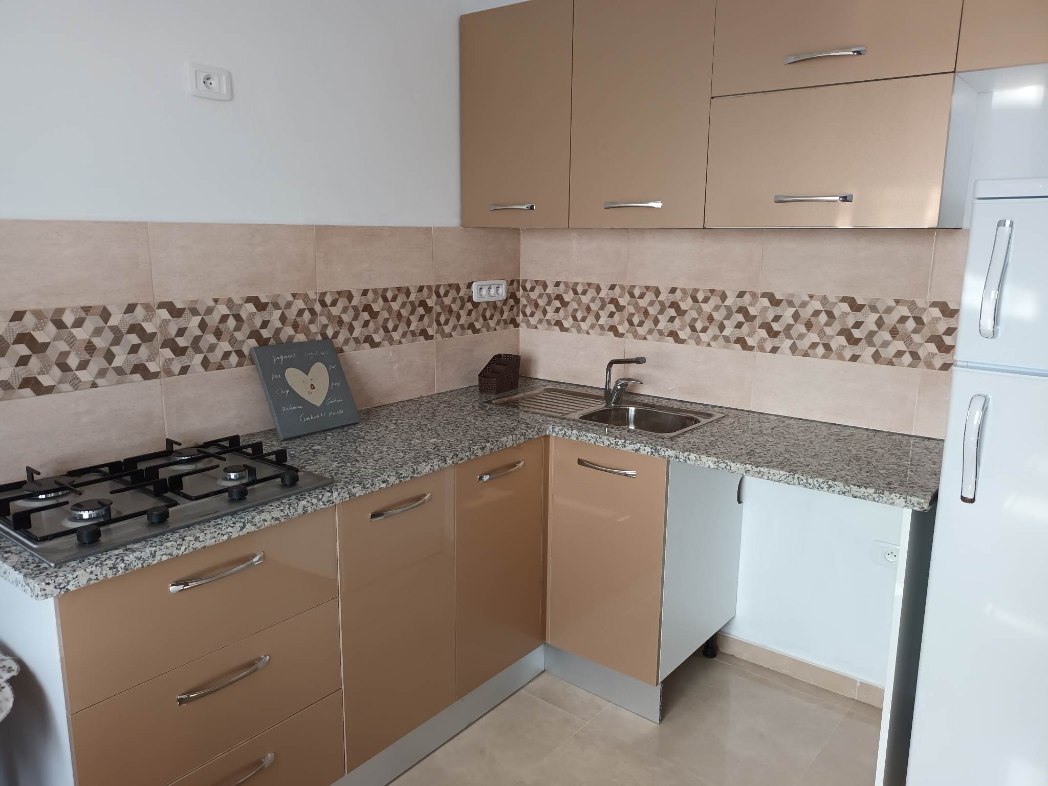 Bizerte Nord&nbsp;Bizerte&nbsp;Location&nbsp;Maisons&nbsp;Un studio pr�s de la plage � corniche bizerte