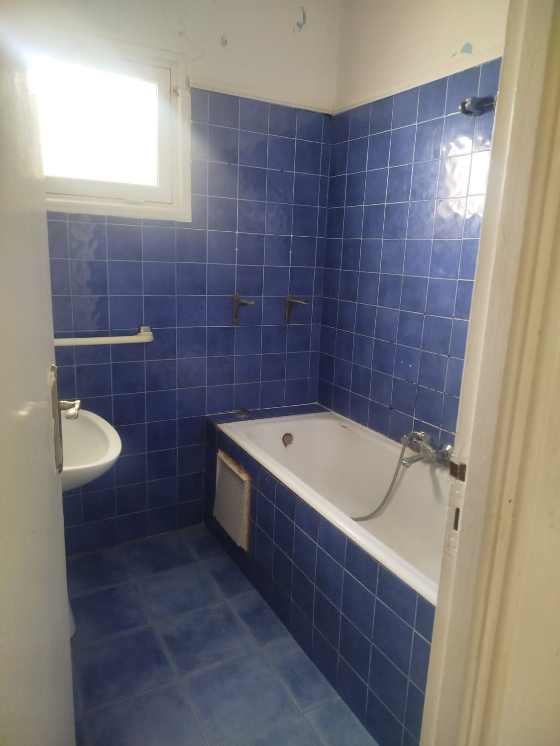 Ariana Ville&nbsp;El Menzah 7&nbsp;Location&nbsp;Appart. 3 pi�ces&nbsp;Un lumineux appartement s2 � menzah7