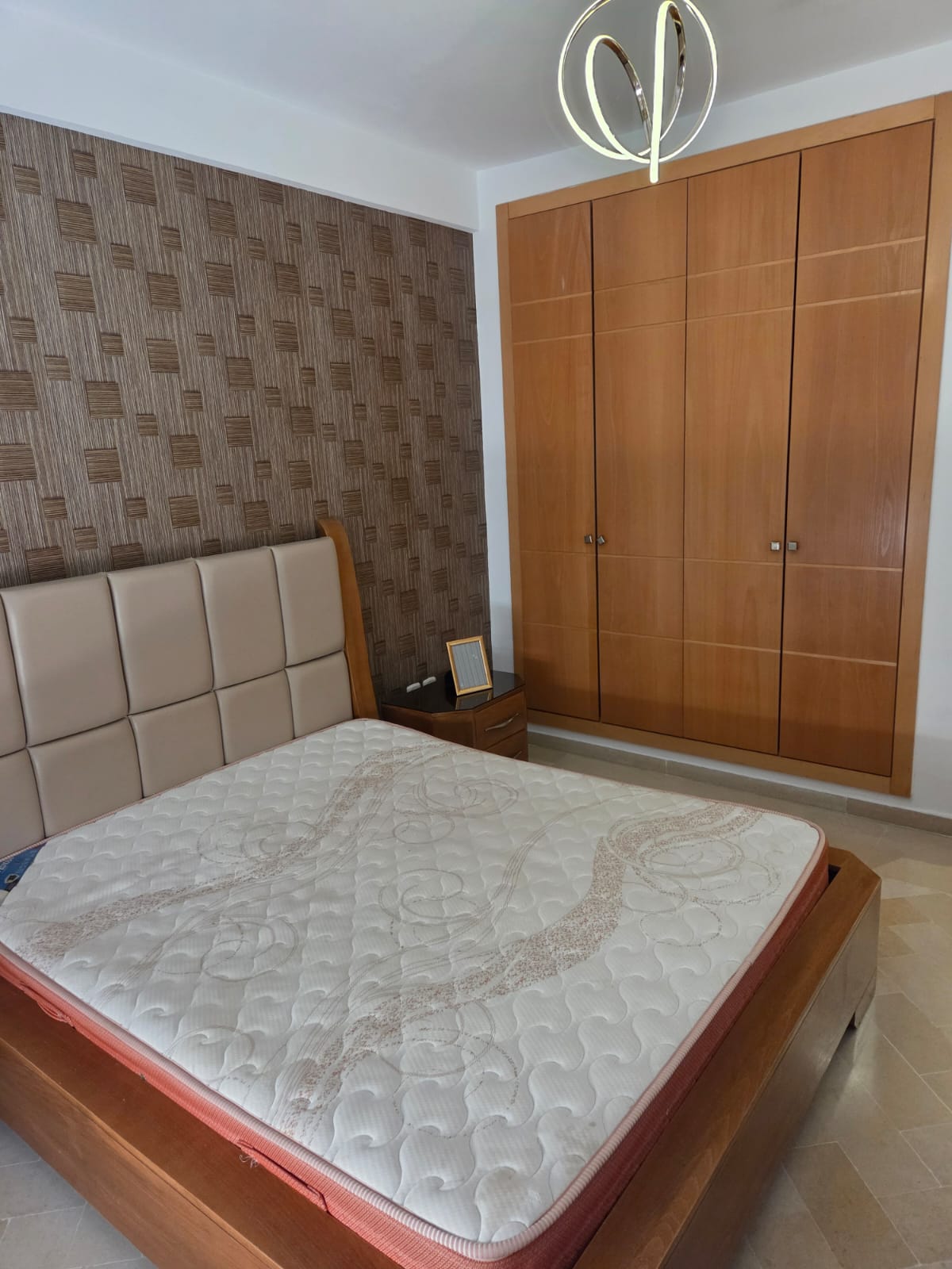 Mnihla&nbsp;Jardins d'el Menzah&nbsp;Location&nbsp;Appart. 4 pi�ces&nbsp;Un mignon appartement s2 � jardin d'elmenzah2