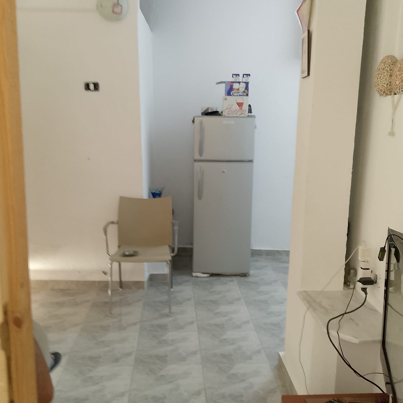 El Menzah&nbsp;El Menzah 9&nbsp;Location&nbsp;Appart. 2 pi�ces&nbsp;Un studio s1 meubl� � menzah9b