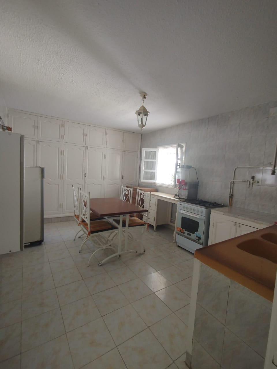 El Menzah&nbsp;El Menzah 9&nbsp;Location&nbsp;Appart. 1 pi�ce&nbsp;Un mignon s0 meubl� � menzah9a