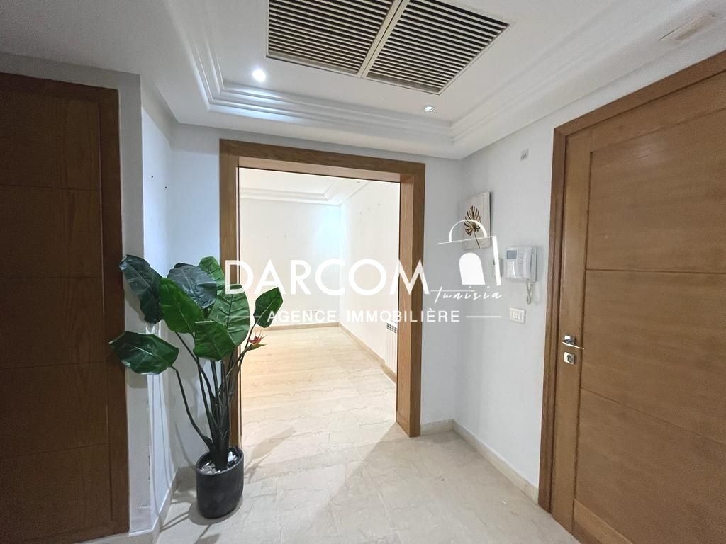 Ain Zaghouan&nbsp;Jardins de Carthage&nbsp;Vente&nbsp;Appart. 3 pi�ces&nbsp;Bon affaire s2 avec 28 m de jardin